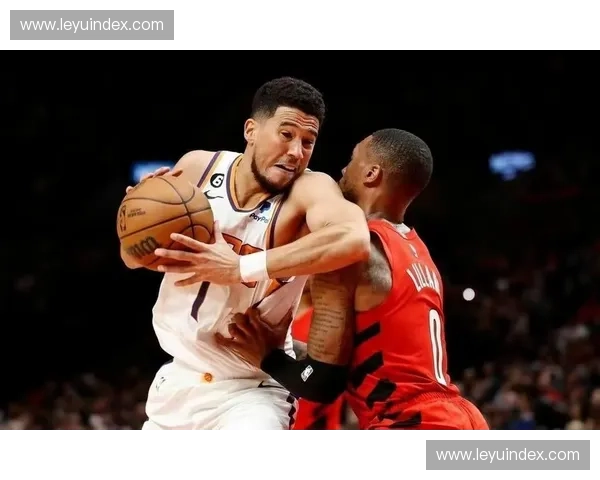 太阳快速冲击打法迎战开拓者，主场节奏成胜负关键